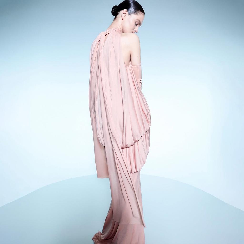 2026 European and American summer new fashion folds irregular temperament fashion niche design dress women