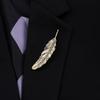 Z96 Retro Exquisite Big Leaf Gold Feather Brooch Men'S Medal Coat Corsage
