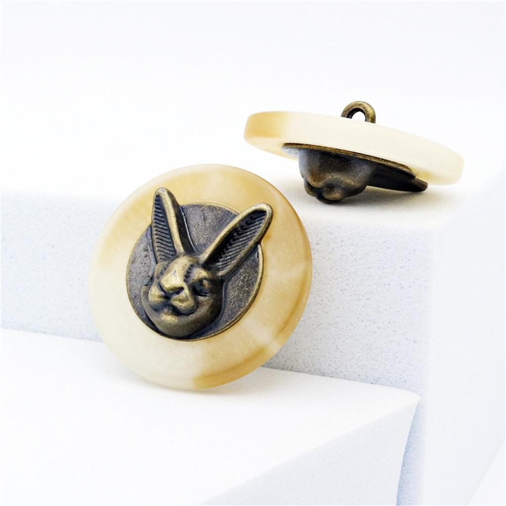 Buttons with 3D Design, Round Coat Buttons for Jackets Shirts and Trench Coats - Beige, 40L (25mm)