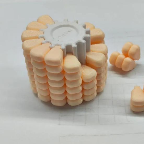 3D Printed Corn Puzzle Stress Relief Sensory Toy Portable Corn Puzzle Finger Fidget Toy for Home Office Entertainment