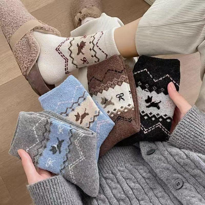 5 pairs Autumn Winter New Vintage Dog Socks Bow Cartoon Cute Middle Socks Fashionable Versatile Women's Socks