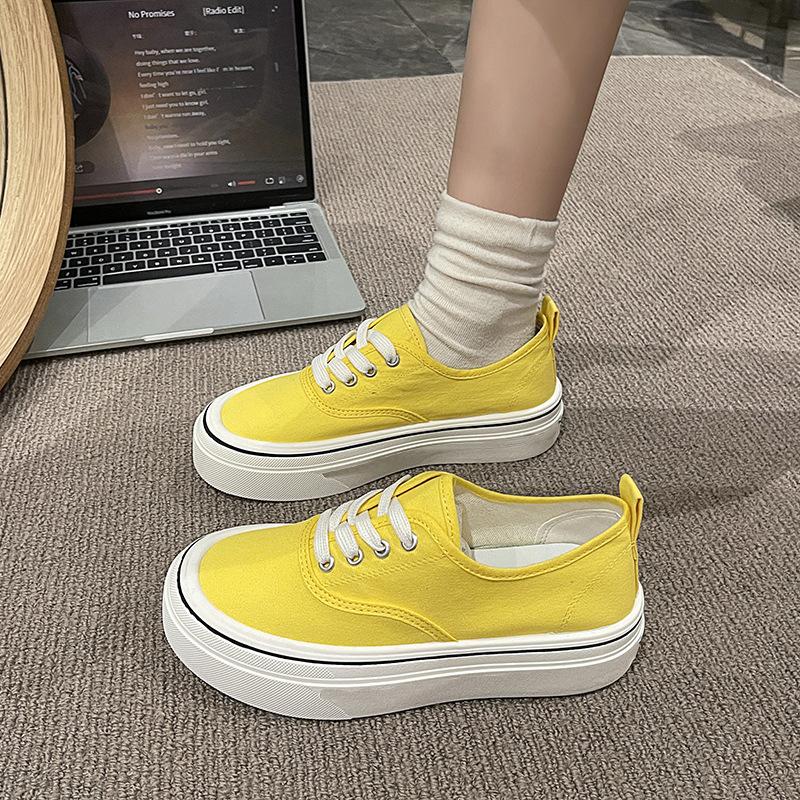 Thick-soled Versatile Canvas Shoes Women's Low-top 2025 Spring New Casual Shoes Heightening Board Shoes Lace-up Round Head White Shoes