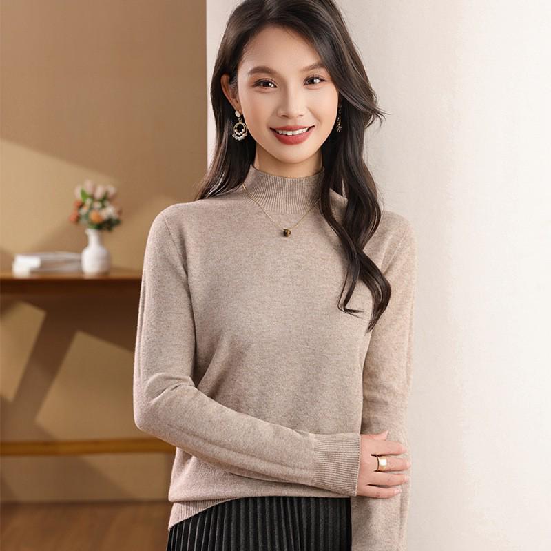 Women's Slimming Half-High Neck Knit Sweater - Long Sleeve Stylish Base Layer for Autumn/Winter 2026