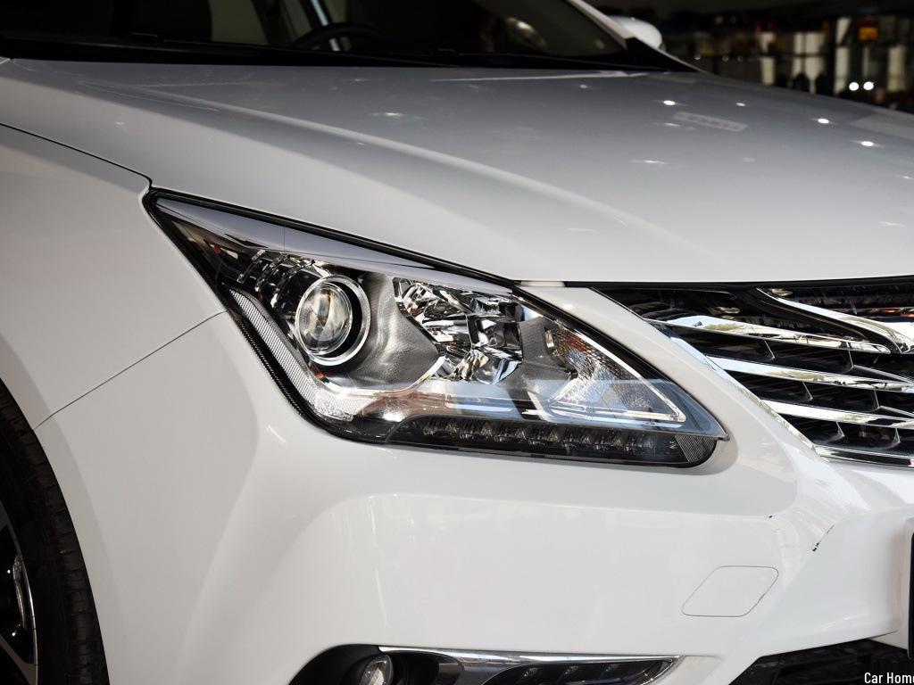 BYD G5 Headlight Assembly: Front Lighting with Turn Signal, High & Low Beam Lamp Semi-Assembly