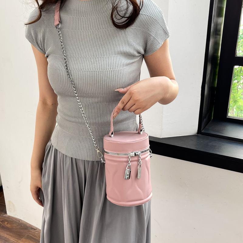 Premium sense portable bucket bag women's new niche design casual shoulder messenger bag cylinder handbag women