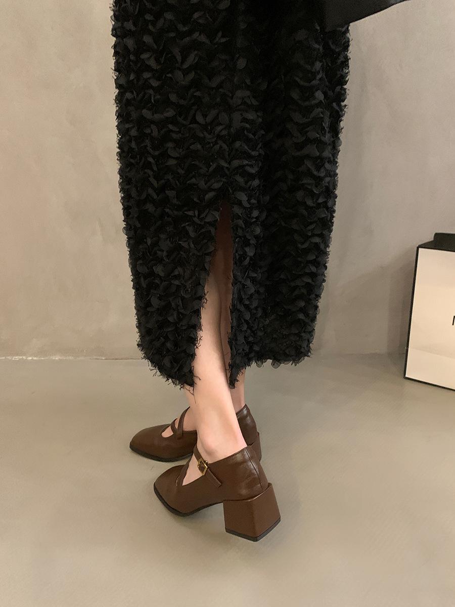 

Туфли Мэри Джейн на толстом каблуке с квадратным носком из маленькой кожи, женские британские туфли на весну и осень, туфли-лодочки, женские темпераментные французские ретро 39 светло-коричневого