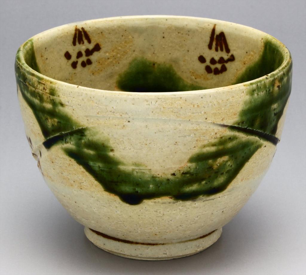 Mino ware "Nakagaki Renji" small bowl, teacup, cup, approximately 11cm diameter x 8cm high, Oribe Tsubaki, Made in Japan, 043-0112
