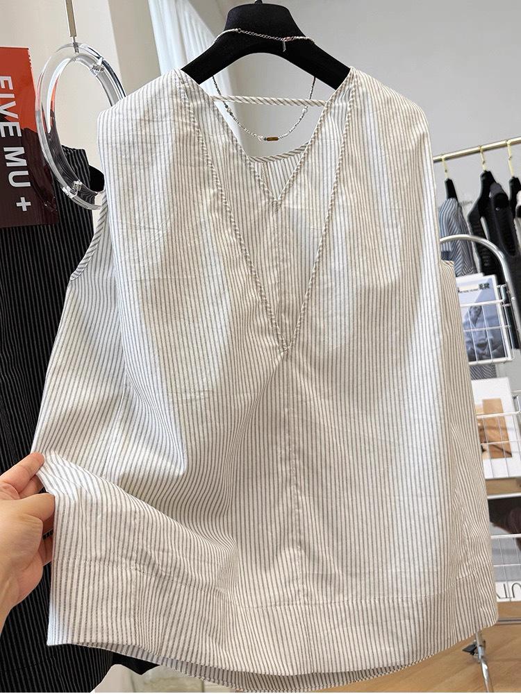 Japanese Retro Vertical Stripe Sleeveless Women's Summer Top - Versatile, Loose, Slimming Round Neck Design