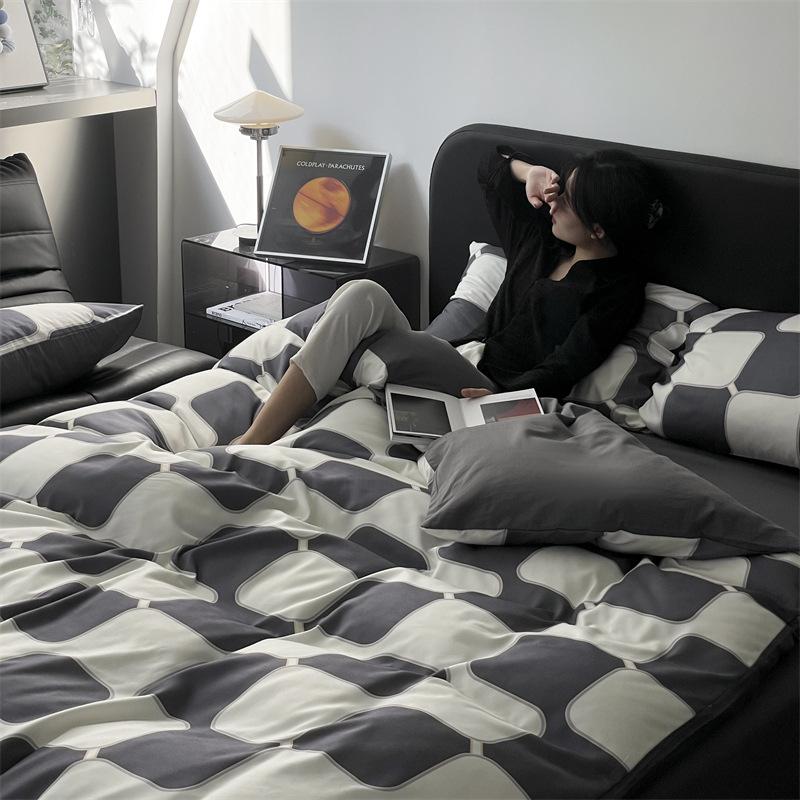 100% Cotton Bedding Four-piece Set, Skin-friendly and Breathable Quilt Cover, Bed Sheet Pillowcase Set