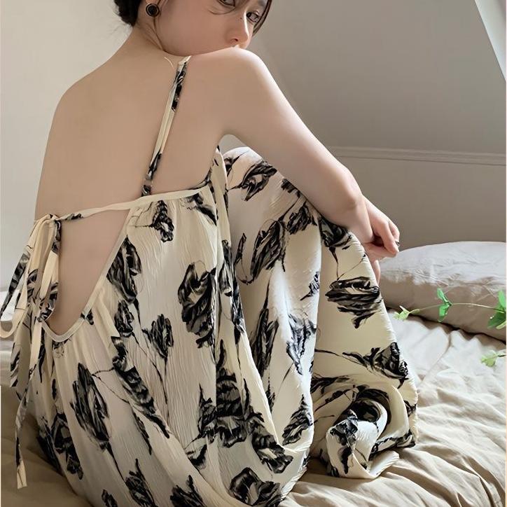 Sukienka damska Halter Niche Design Backless Mięso Ukrywające Cienkie Swobodne Senior Halter Sukienka Plus Size