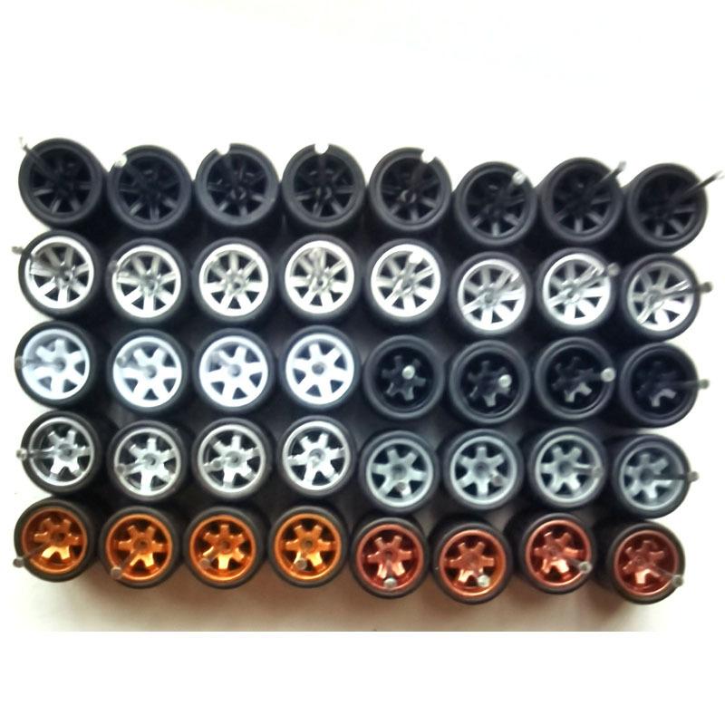 80 PZ(per 20 auto) Ruote in Lega per Auto 1/64 con Pneumatici per Hot Wheel/Matchbox/Domeka 1:Modellino Auto in Lega 64