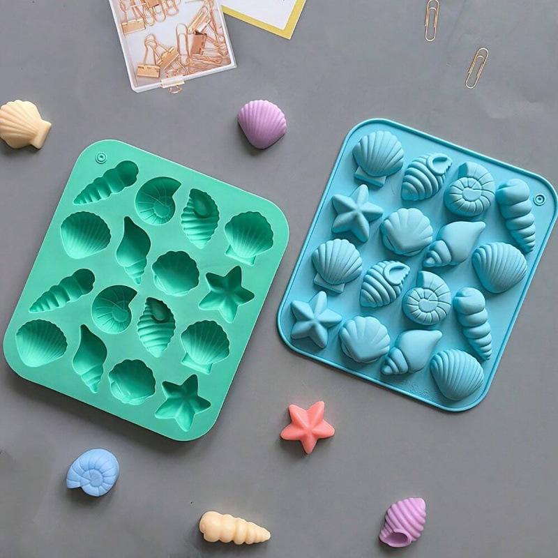 16-Cavity Starfish Shell Silicone Mold for Chocolate, Candy, Cake, and Pudding Decorations.