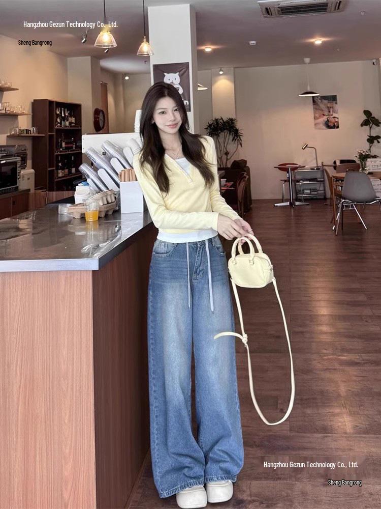 Women's Slim-Fit Milk Yellow Long-Sleeve T-Shirt: Fake Two-Piece, Straight Shoulder, Short Design, Early Autumn 2025 Collection