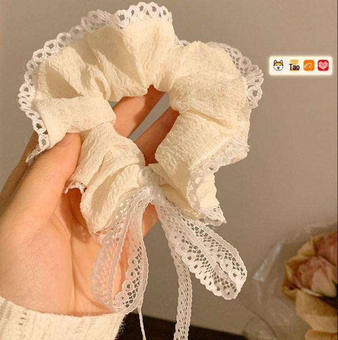 

Кружевные джинсы с многослойным поясом с клапаном на ягодицах, с банданой и треугольным платком для женщин