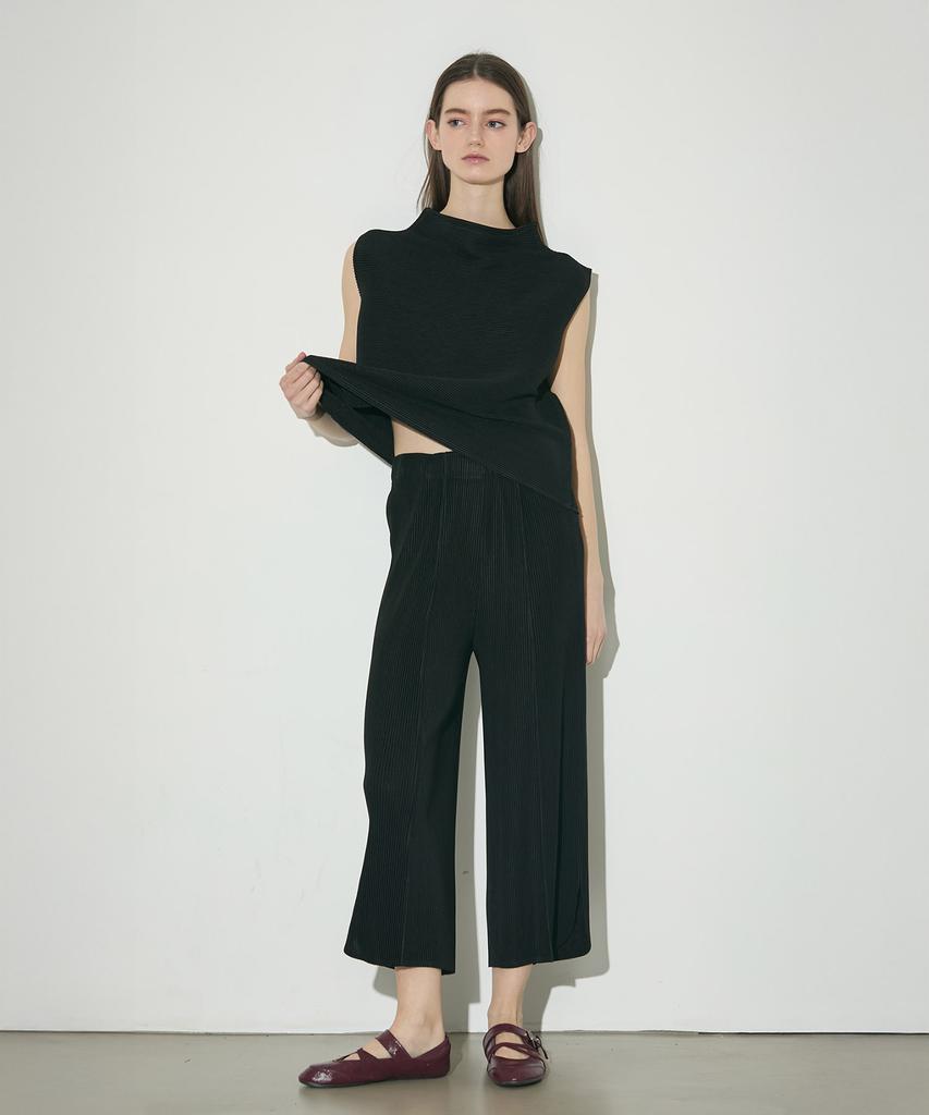 Waiowai Round Slit Pleated Cropped Pants_3Colors