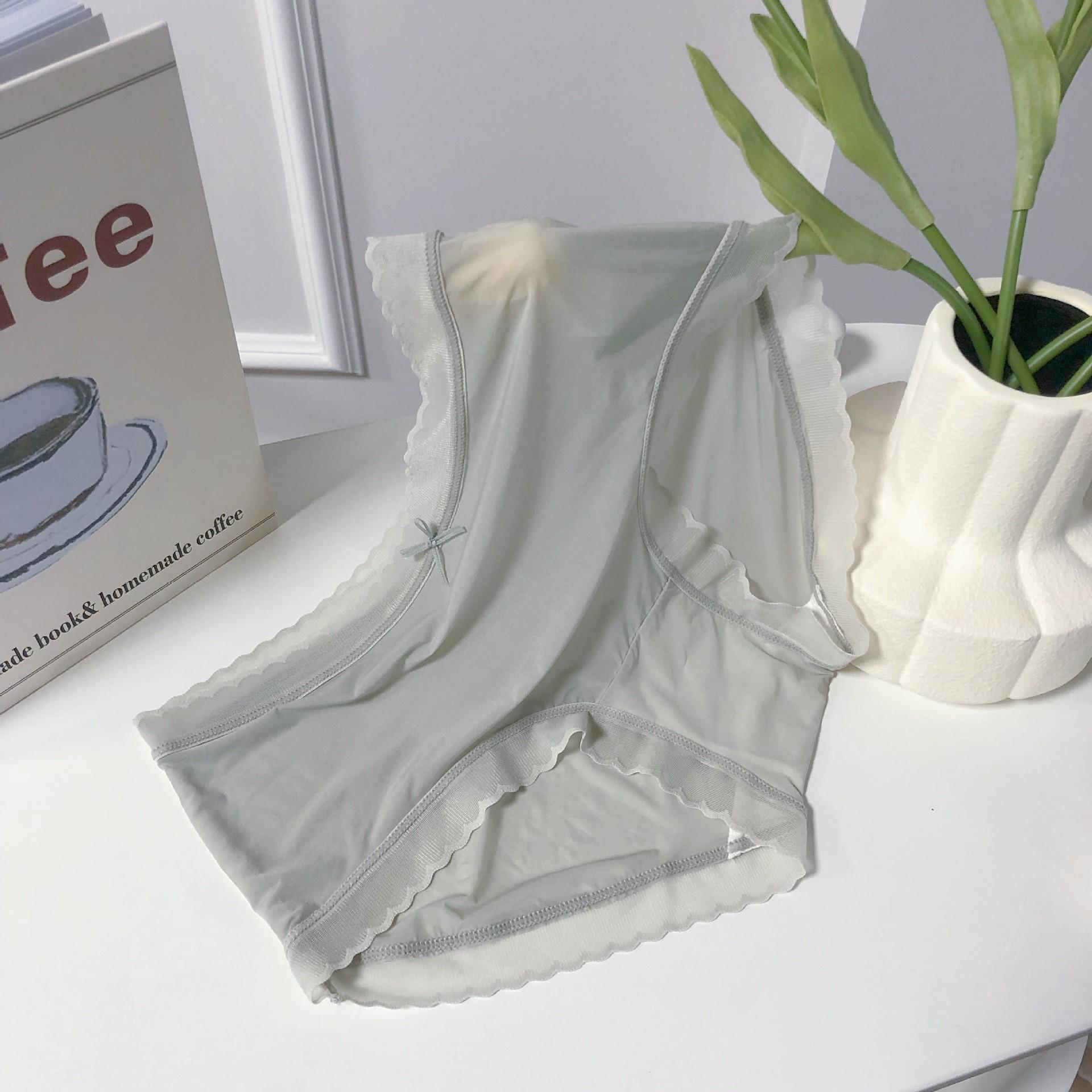 

Женские ультратонкие дышащие быстросохнущие бесшовные трусы из ледяного шелка One Size (80-135 jin)