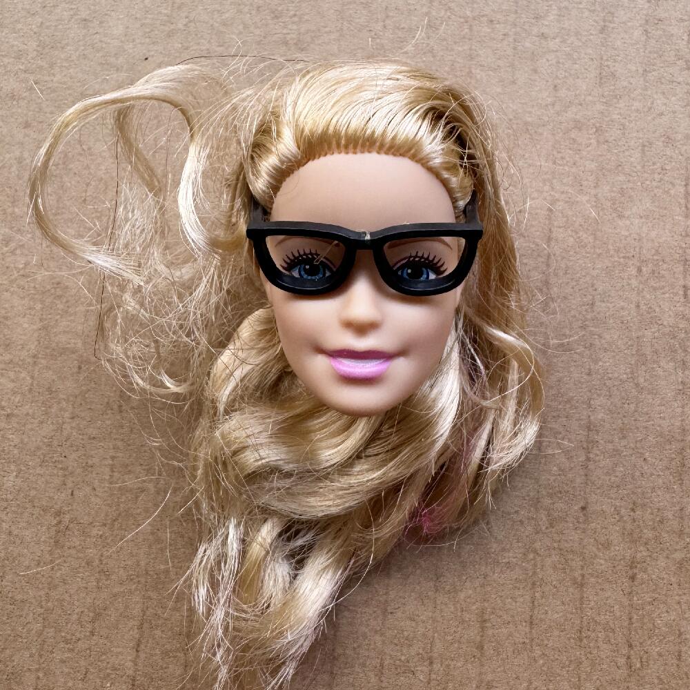 1/6 Doll Heads Rare Face White Beige Brown Skin Tone