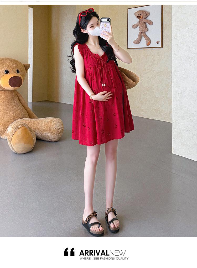 2026 Summer Sleeveless Maternity Doll Dress - Age-Reducing, Hollow Out, Loose Fit, Sweet Belly Covering Vest Design