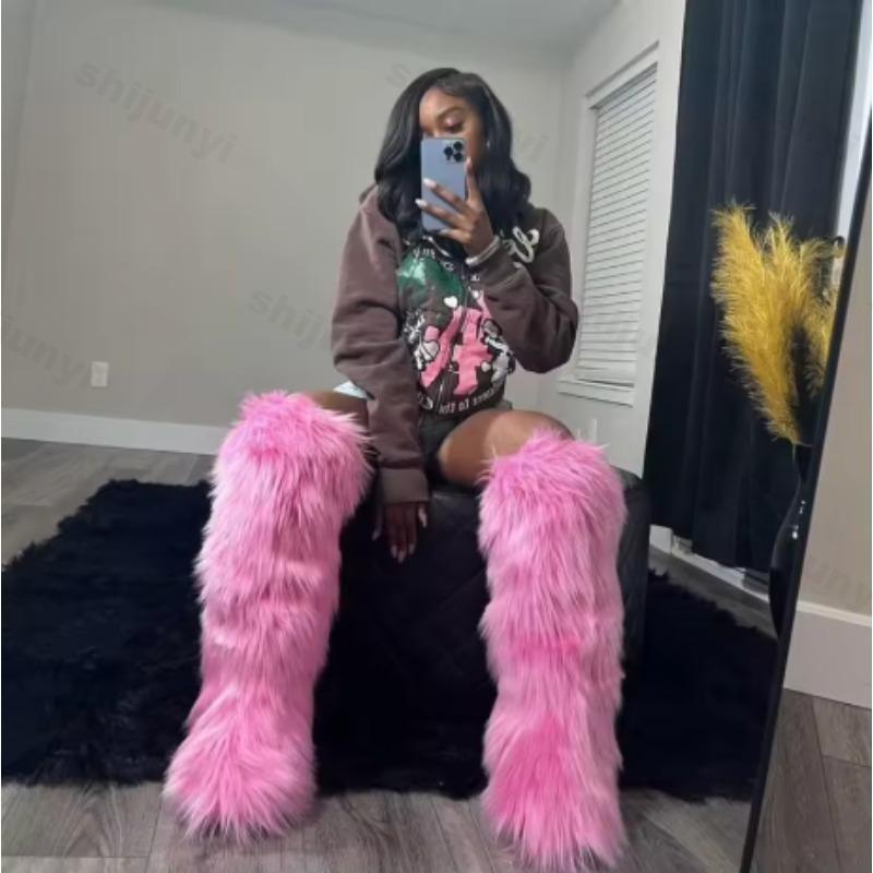Women Faux Fur Snow Boots Winter Warm Plush Long Boots Outdoor Knee-high Boot Designer Luxury Women Faux Fox Furry Non-Slip Shoe