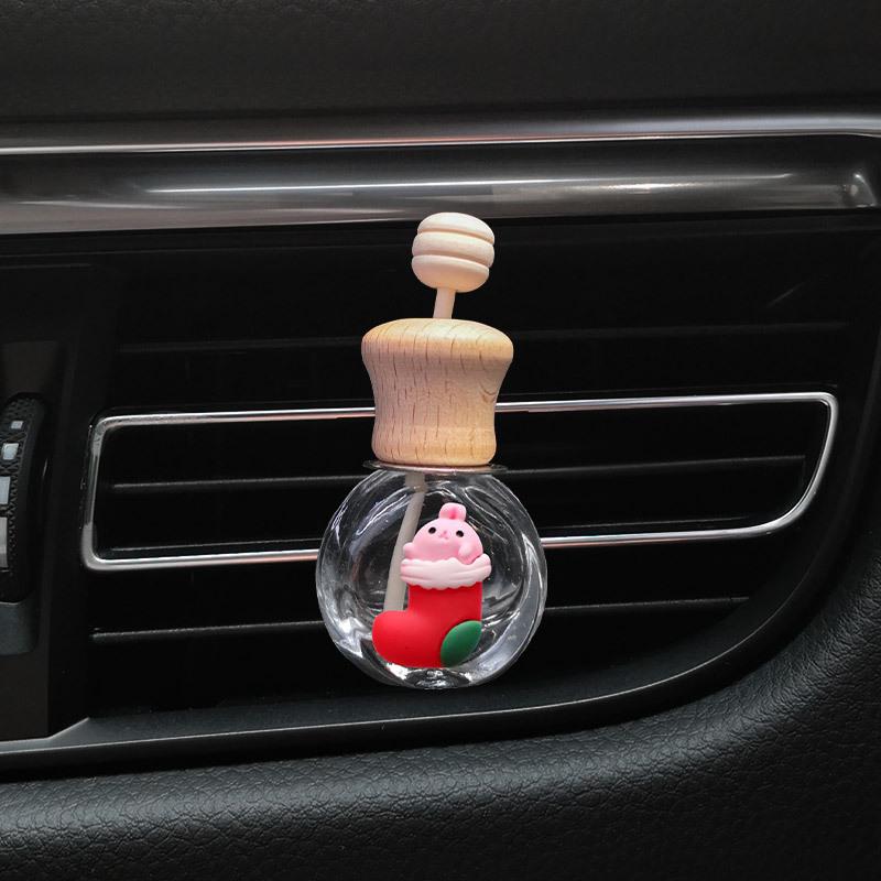 Creative Car Air Vent Perfume Clip - Christmas Ornament and Aromatherapy Bottle
