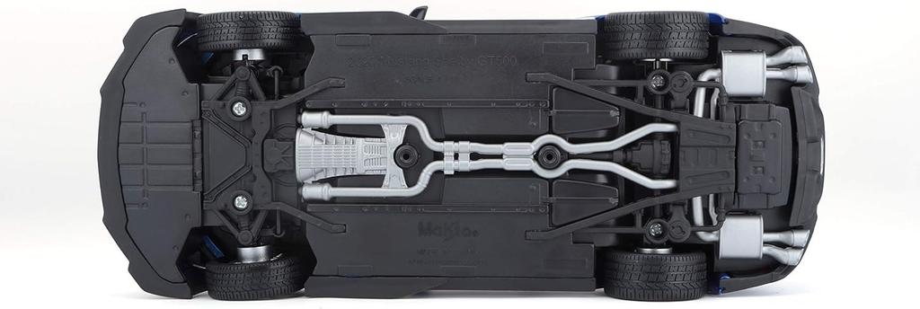 Maisto 2020 Ford Mustang Shelby GT500 Blue x White Line Scale Special Edition Ford Mustang Shelby GT500 with Opening Doors and Hood 1/18