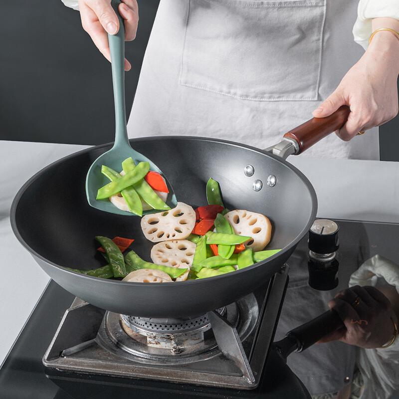 Debo Non-stick Refined Iron Wok
