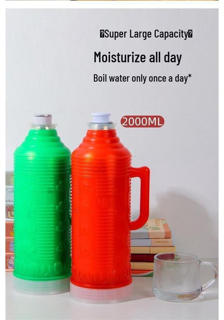 Large Capacity Insulated Thermos Flask with Traditional Design and Durable Plastic Shell, Ideal for Home and Dorm Use.