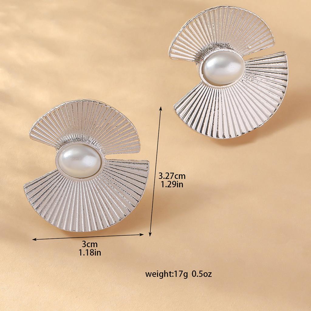 Accessories Circle Hollow Fan Circle Metal Earrings Women'S French Retro Elegant Niche Premium