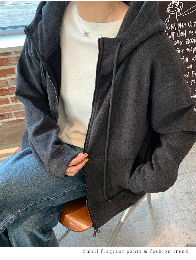 Plus Size Women's Soft Fluffy Korean-Style Hooded Zipper Sweatshirt - Fashionable and Slimming.
