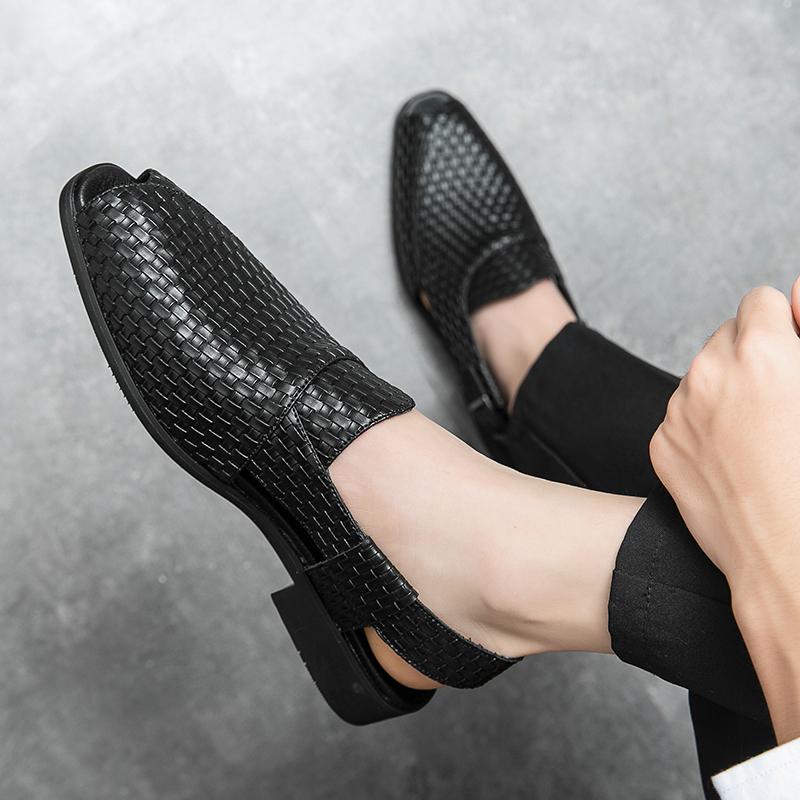 Sandály v novém britském stylu Muži Letní Obchodní Sandály Pro muže Kvalitní Neformální Svatební obuv Sandály Muži Obuv Yuppie