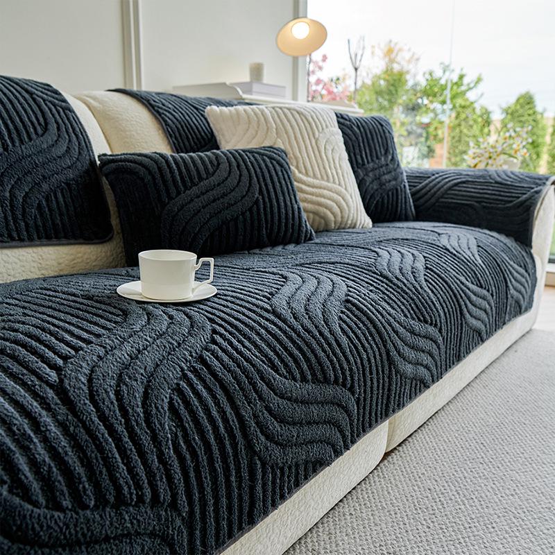 2025 New Plush Shu Cotton Velvet Sofa Cushion: Thickened, Non-Slip Cover for Autumn and Winter