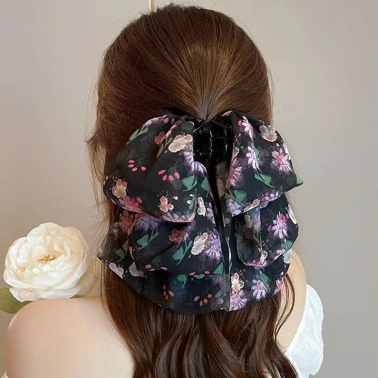Polka Dot Bow Claw Clip: Elegant Women's Hair Accessory
