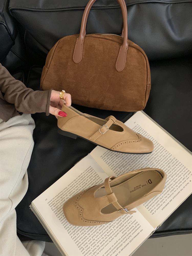 Spring with skirt gentle small leather shoes French retro Mary Jane new soft-soled loafers
