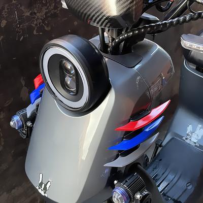 2 ks motocyklových křídel, aerodynamického spoileru, křídla, bočního spoileru, nálepky, obtisky, exteriéru motocyklu, stylingu, dekorace, příslušenství