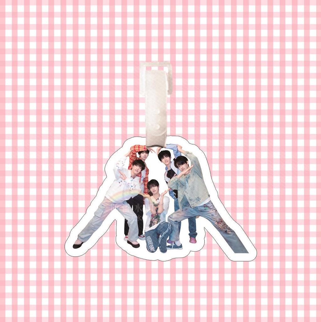 Zhang Zeyu Boy Group Luggage Tag: Backpack Pendant, Travel Case Decoration, Anti-Lost Keychain Tag
