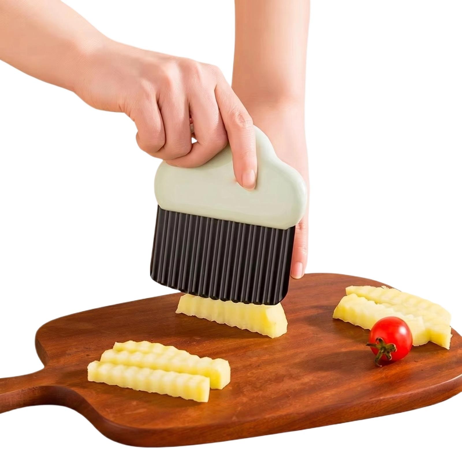 

Wavy Potato Cutter Household Fancy Vegetable Chopper Wall-Mounted Kitchen Tool one size зелёный