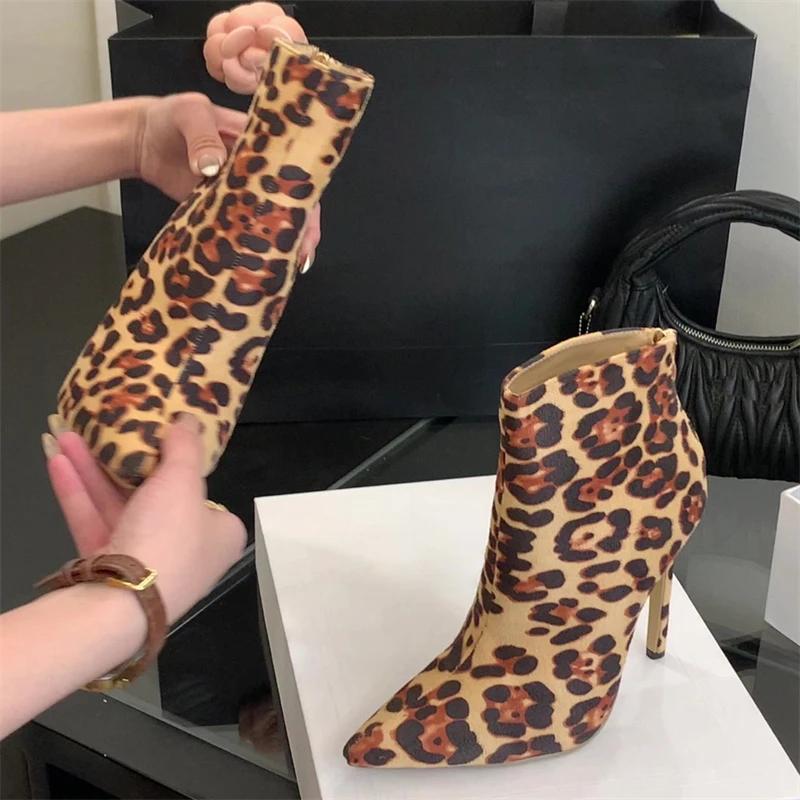 Punk Leopardenmuster Spitzzehen-Stiefeletten Damen Reißverschluss Schuhe Sexy Dünne Absätze Stripper Kurze Stiefeletten Mujer