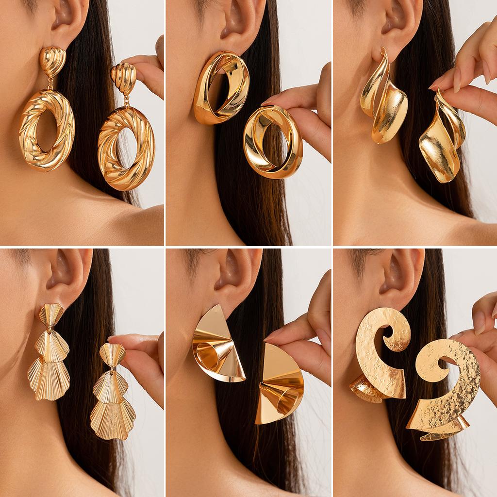 Personalized Metal Geometric Texture Hollow Stud Earrings Women Irregular Twist Glossy Earrings Earrings