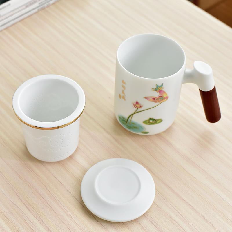 White Porcelain Tea Cup With Lid Office Tea Separation Teacup With Filter Cup Lettering Customized Gift Box