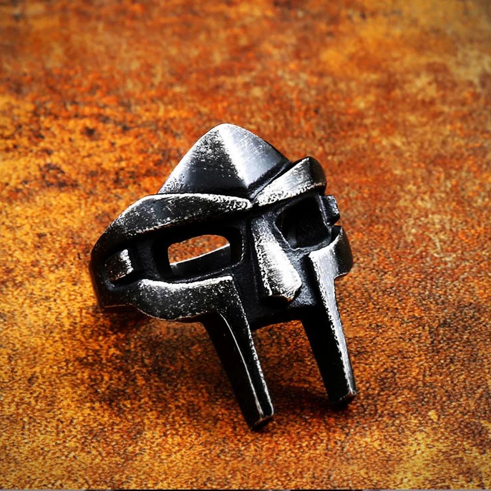 

Класичні Панк Готичні Кільця з Маскою Mf Doom для Чоловіків Жінок Байкерів Нержавіюча Сталь Червоний Камінь Кільце Модний Амулет Прикраси Подарунок Оптом 13