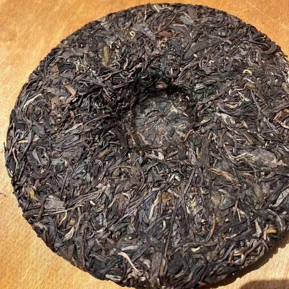 357g Yunnan Pu-erh Old Tea Cake 2004 Banzhang Aged Pu'er Cake Tea Puerh Raw Tea