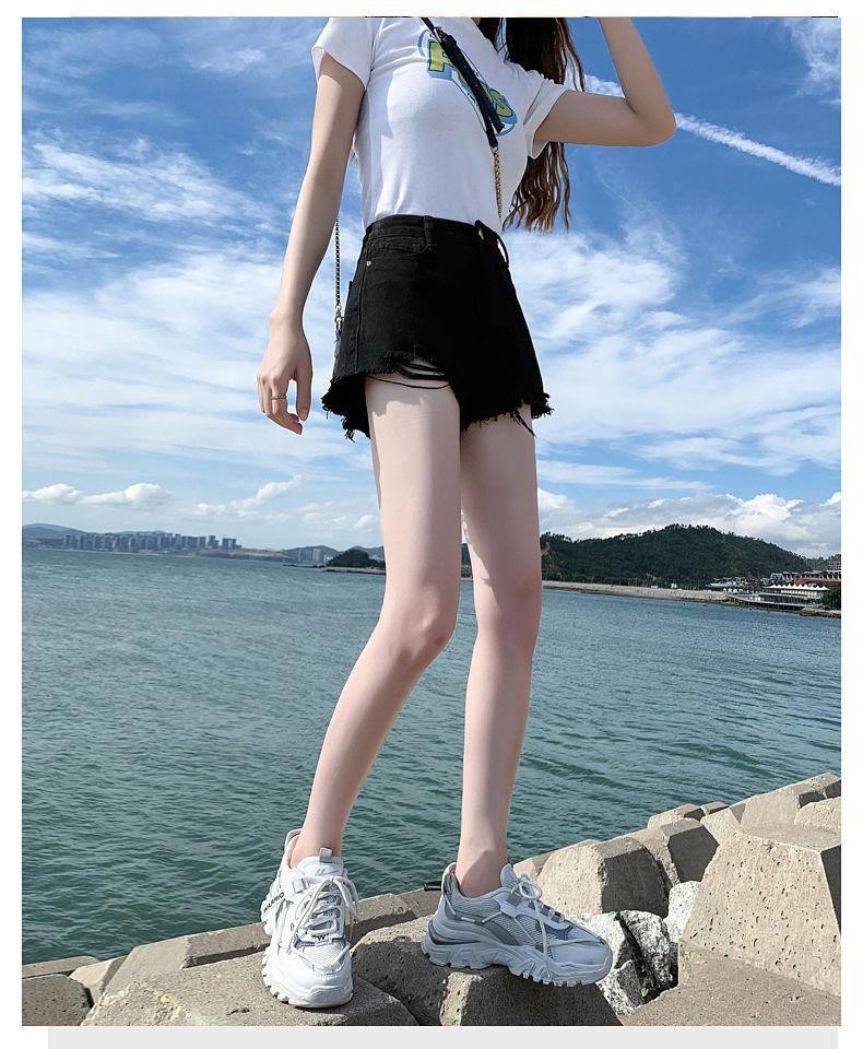 Women's Summer 2022 Ripped A-line Denim Shorts - Loose Fit, Raw Edge, Trendy Hot Girl Style