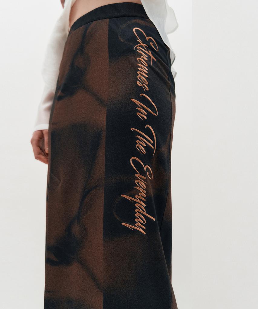 Kimjisu Embroidered Graphic Jersey Skirt _ Brown