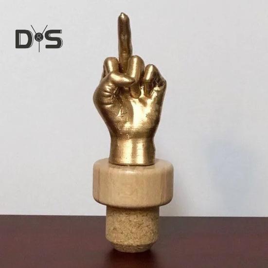 Funny Middle Finger Wine Stopper Vacuum Sealer for Wine Bottles Reusable Beverage Bottle Stopper Wine Preservation Tool Prank Gift for Wine Lovers