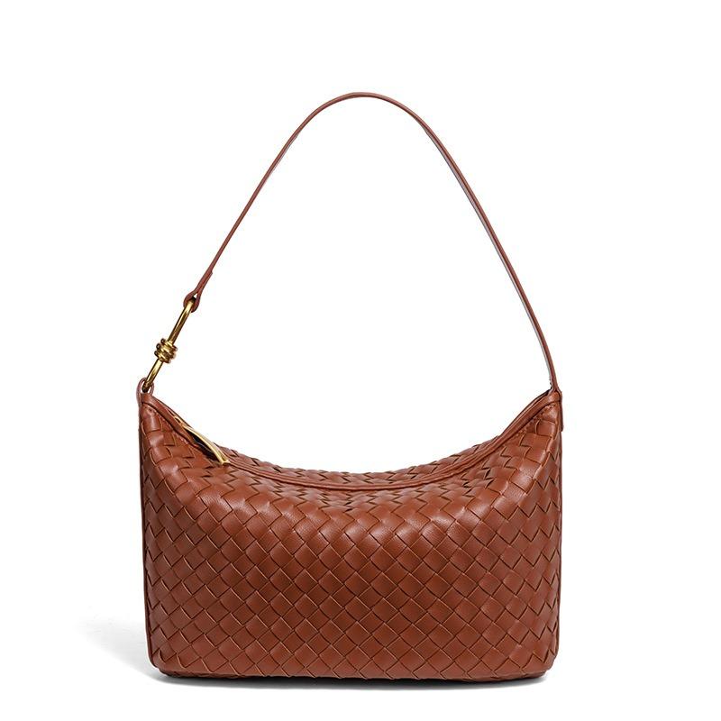 Handwoven Fashion Shoulder Bag Casual Exquisite Lunch Box Bag Trendy Underarm Handheld Women's Bag Medium