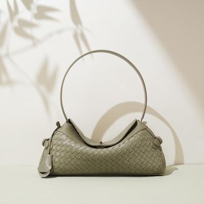 Neue minimalistische gewebte Tasche Textur Premium Pendler Umhängetasche Leicht und vielseitig Tägliche Messenger Bag Damen