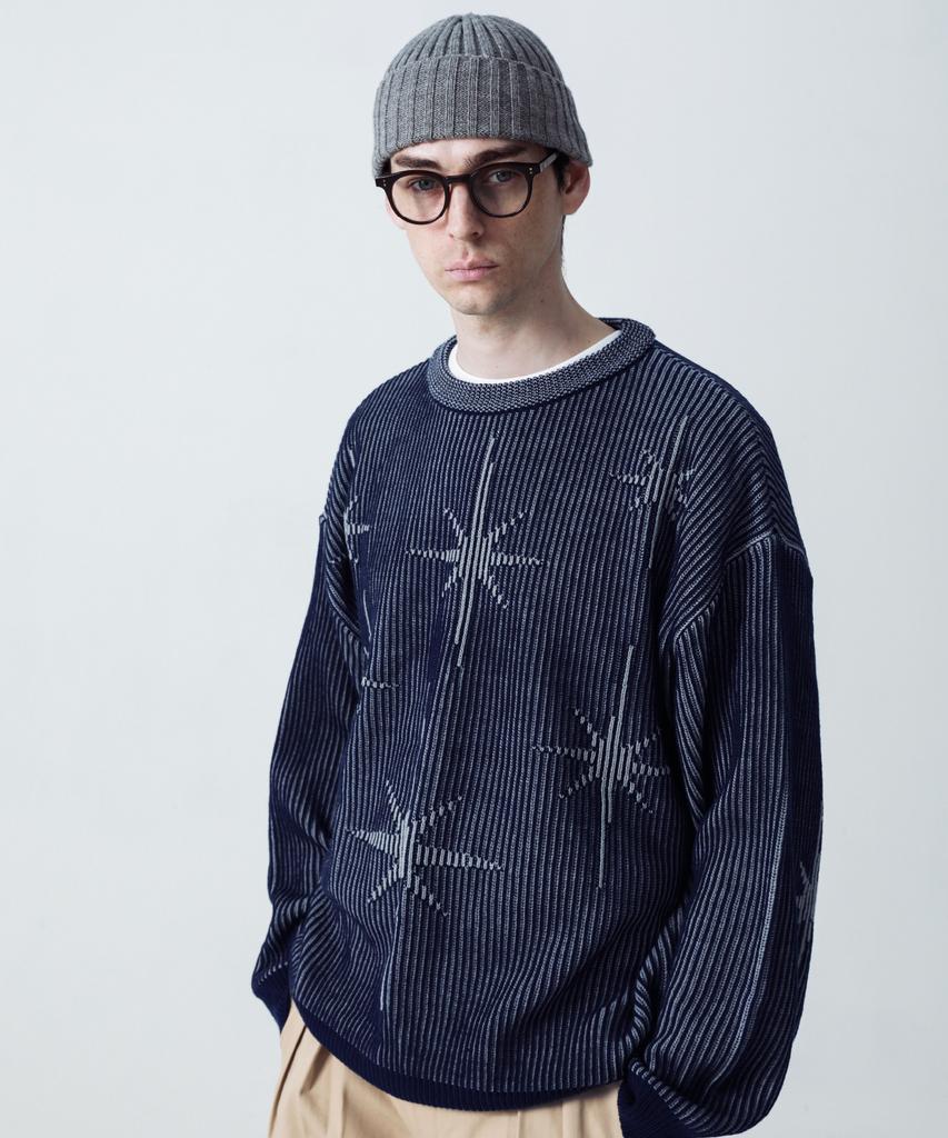 STAGE NAME Two-Tone Winter Stars Round Neck Oversized Knit_Navy