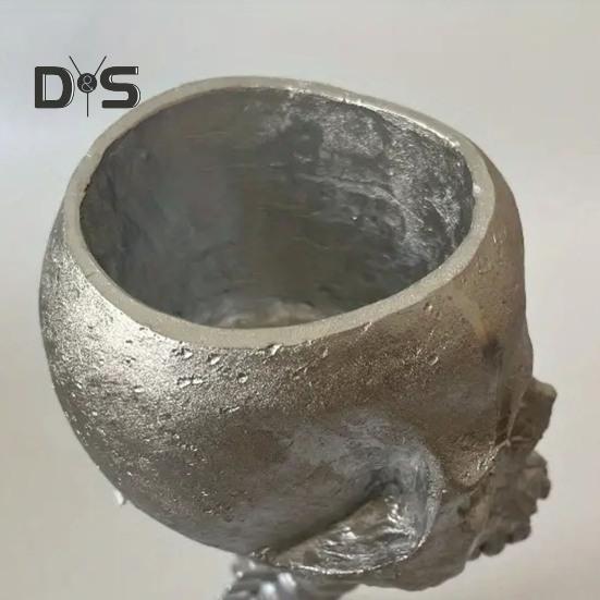 Skull Planter with Spine Stand Realistic Resin Skull Flower Pot Gothic Home Decoration Halloween Candy Bowl for Home Office Decor