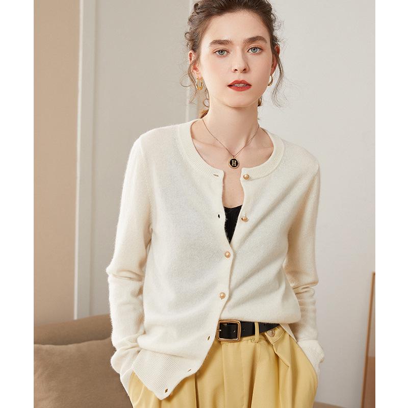 Women's Cashmere Knit Cardigan - Long Sleeve, Loose Fit, Round Neck, Versatile for Autumn/Winter Commutes