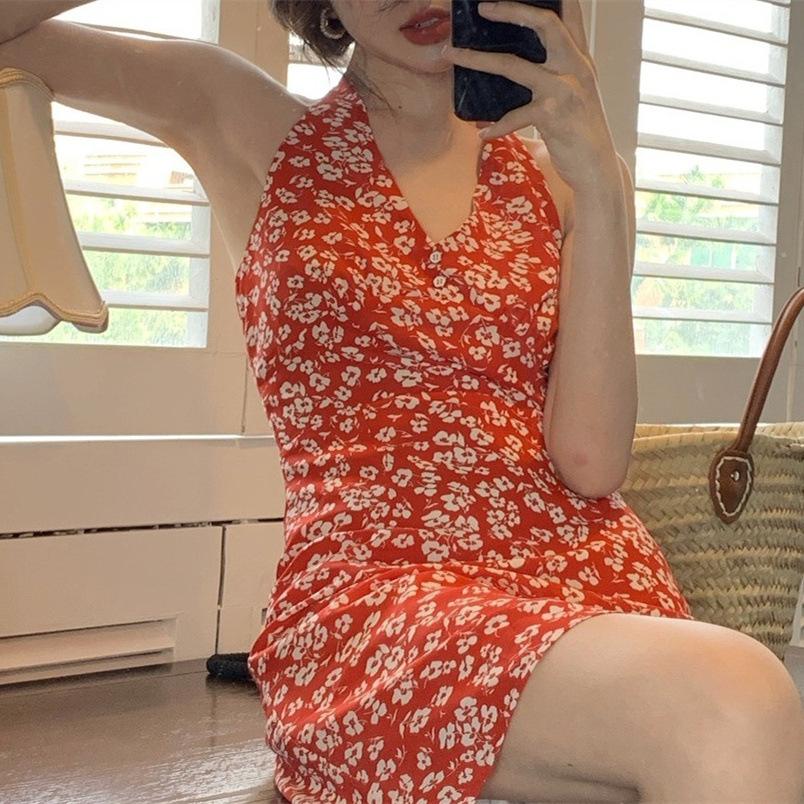 Hong Kong style neck floral dress women's summer new retro Spice Girl temperament v-neck suspender hip skirt